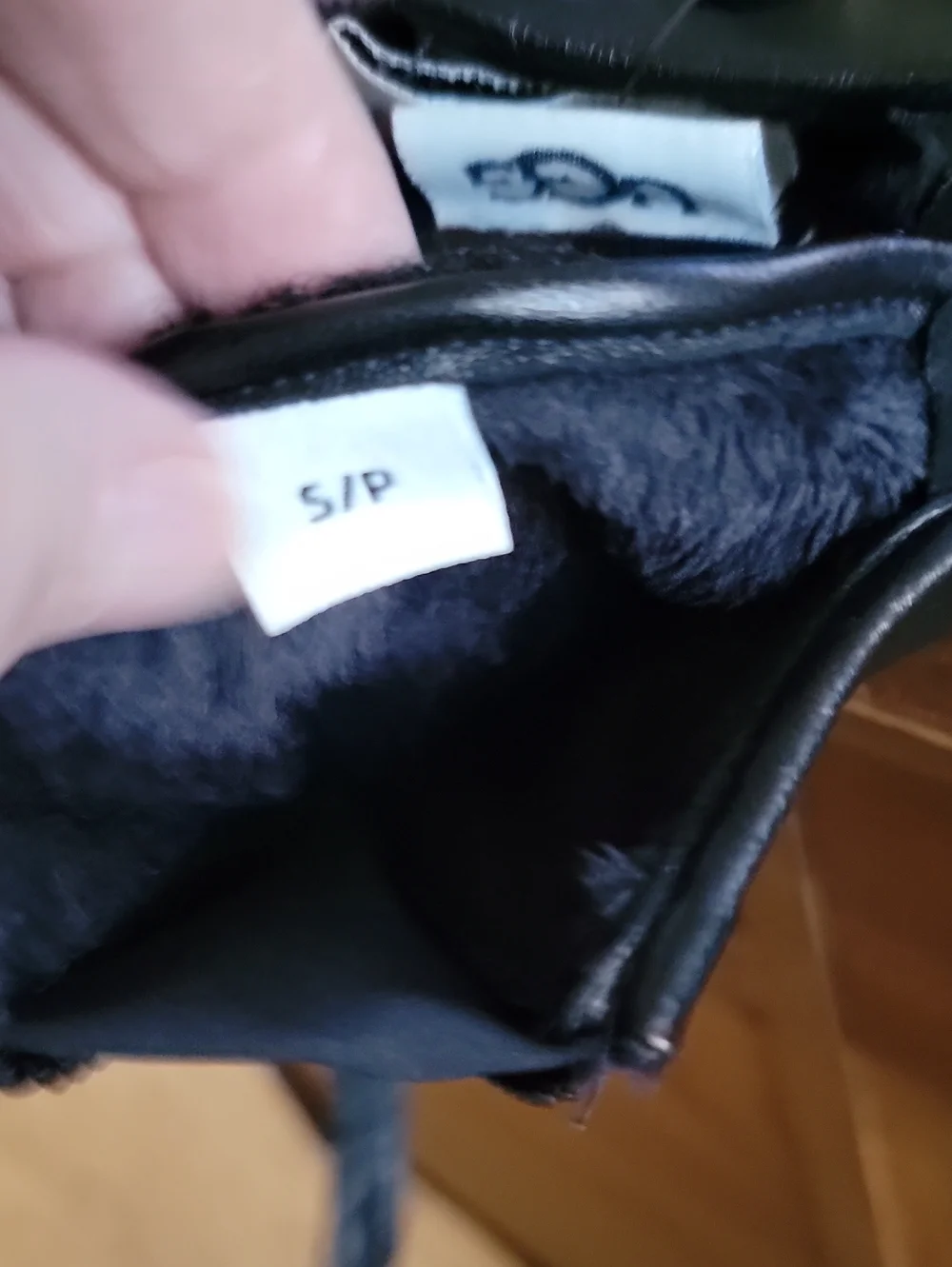 UGG Black Fleece Gloves with Logo